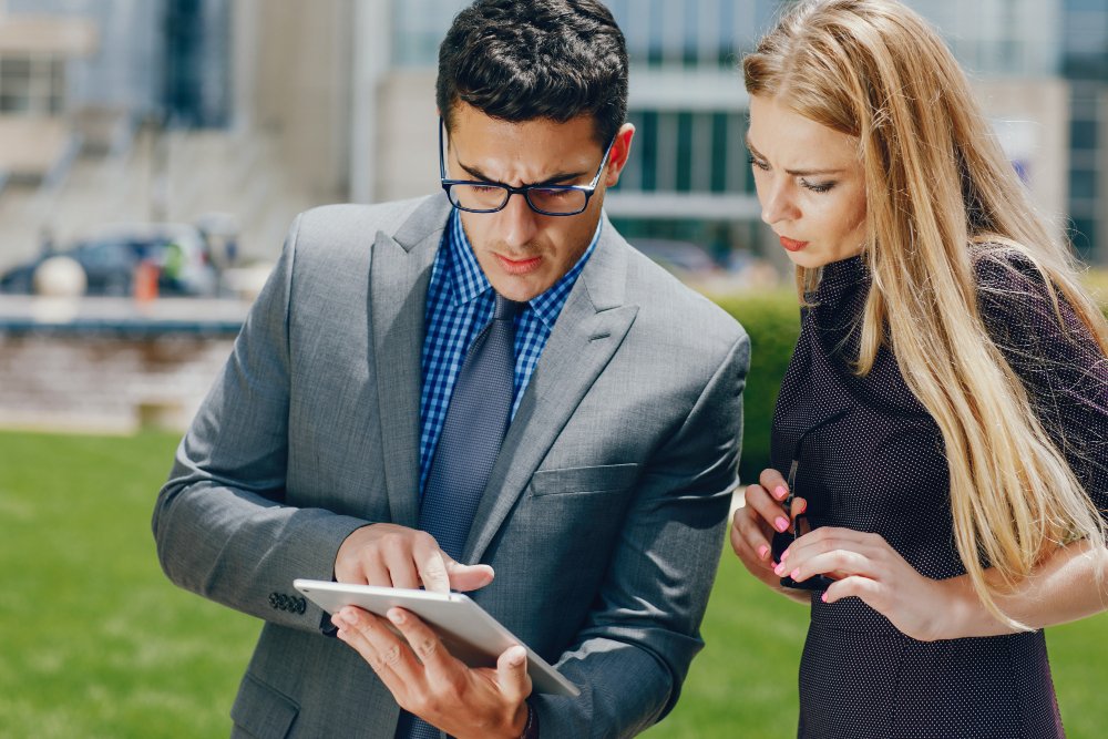 How brokers can help you choose the right online loan? 